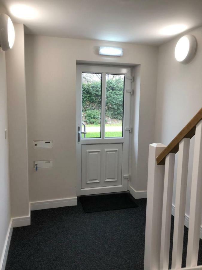 7-11 Kings Park Villa Bicester Ngoại thất bức ảnh