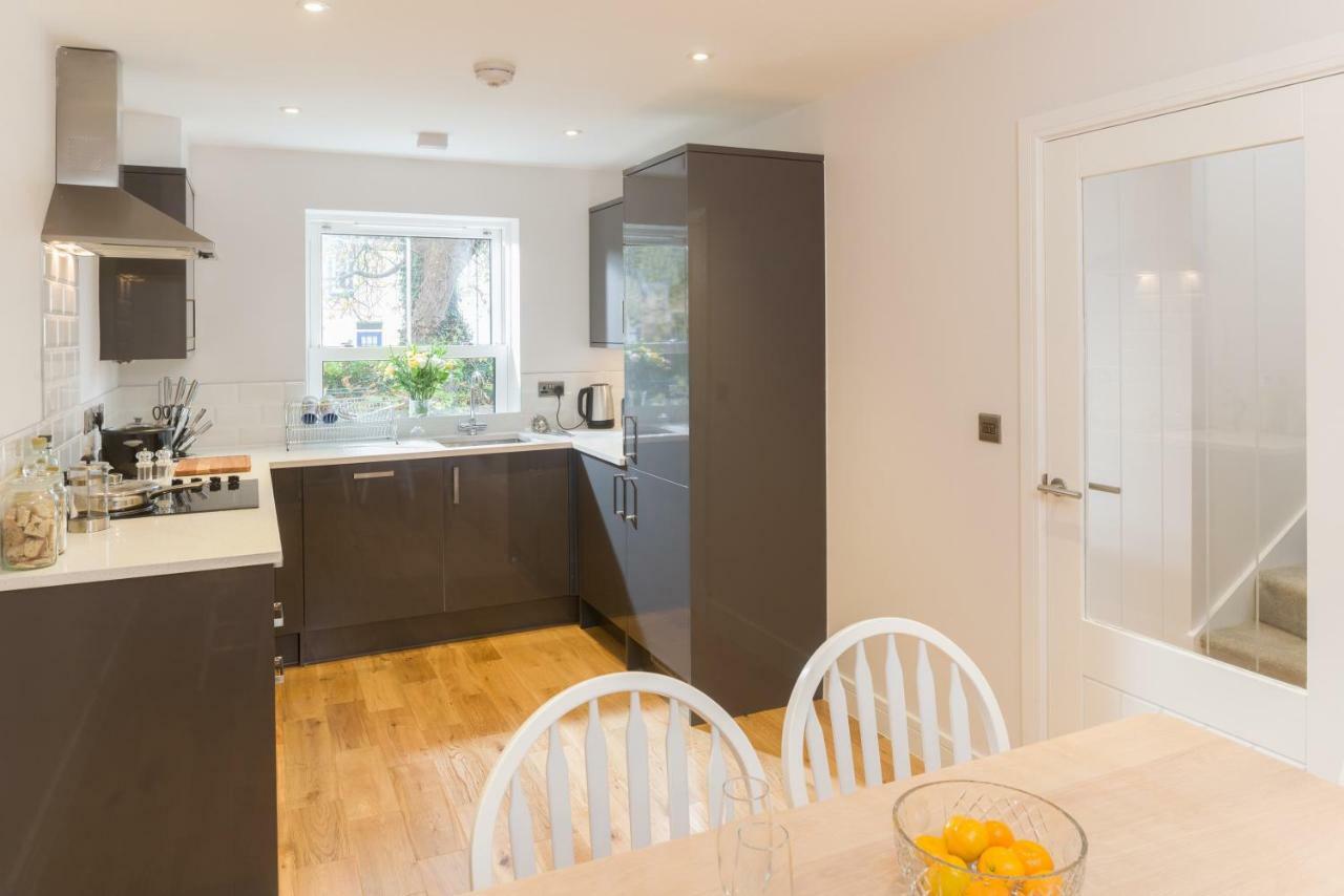 7-11 Kings Park Villa Bicester Ngoại thất bức ảnh